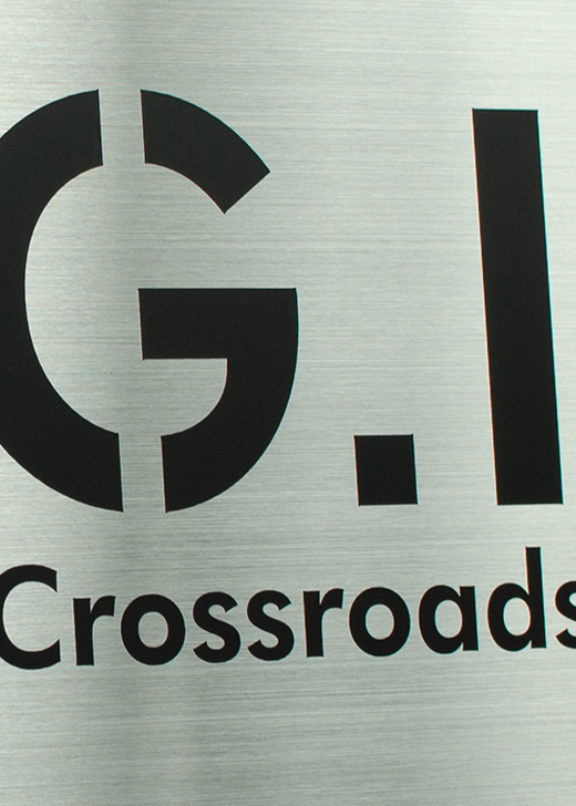 sign_g.i-crossroads_0